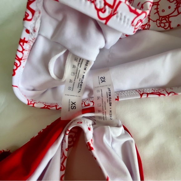 Hello Kitty Red and White One-Shoulder Bikini Set - Picture 4 of 4